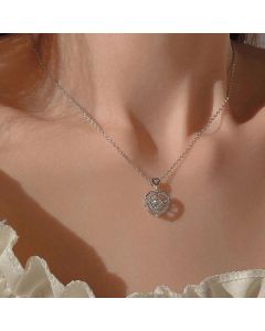 Korean Sweet Heart Shaped Necklace For Women Crystal Zircon Pendant Clavicle
